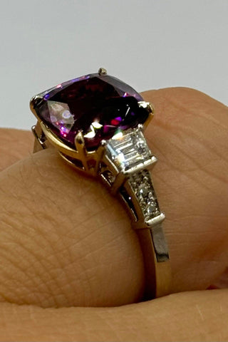 Cocktail ring, white and yellow gold 750. Purple garnet and diamonds. 